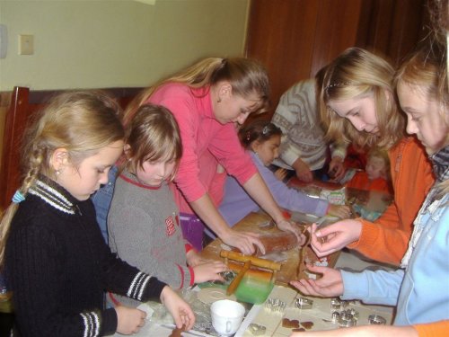 Klub dobré pohody - Babičky čtou z babičky a pečení perníčků - 11.12.2008